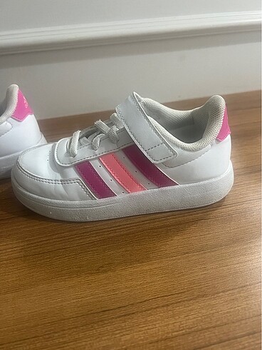 28 Beden Adidas kız cocuk
