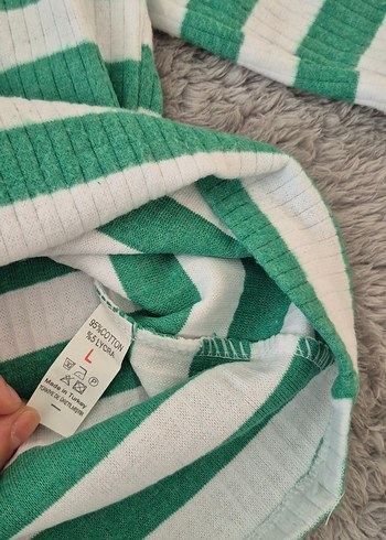 Yeşil Beyaz Çizgili Boğazlı Triko Kazak - Görsel 4