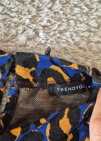 Kadın Mavi Yılan Desenli Bluz - Görsel 3