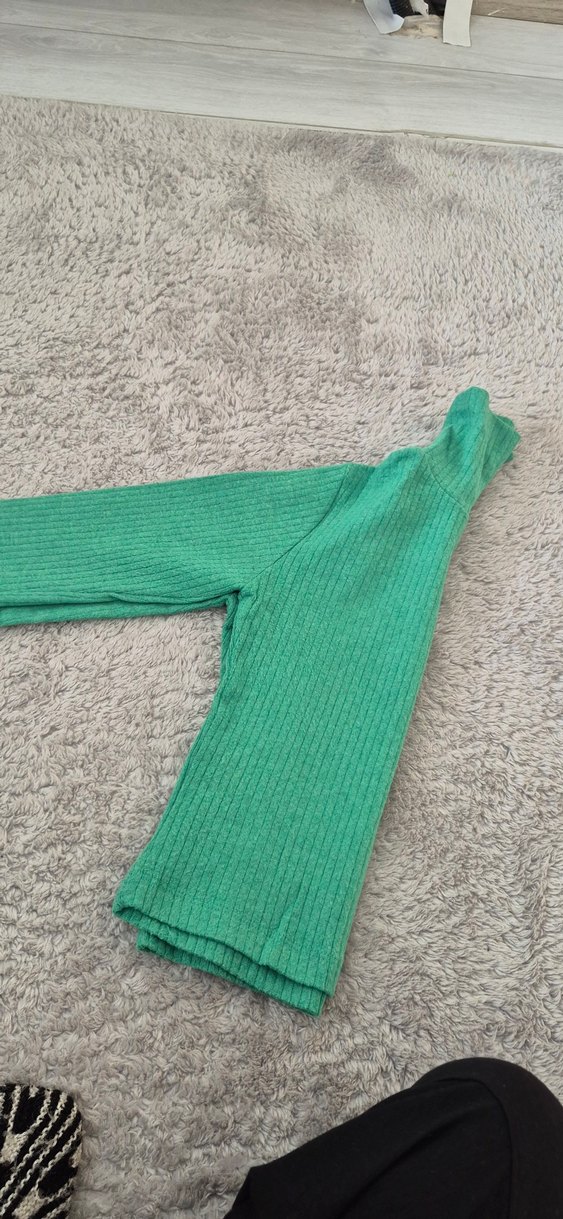Yeşil Yünlü Boğazlı Triko Kazak - Görsel 2
