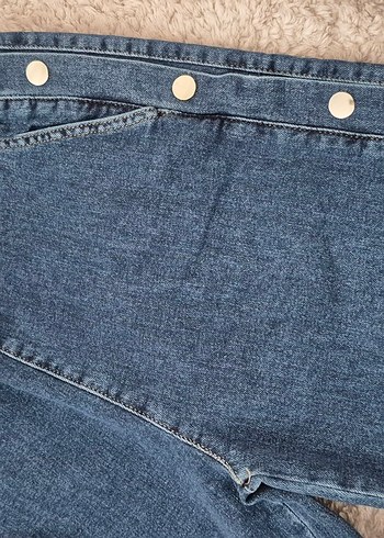 Düğmeli Gri Kadın Denim Midi Jean - Görsel 3