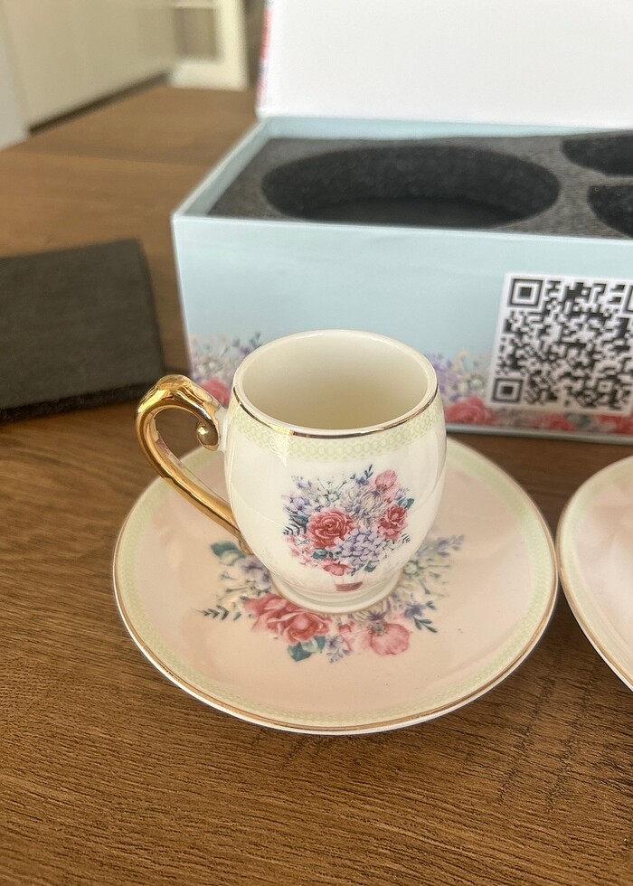 Karaca floral fincan - Görsel 2