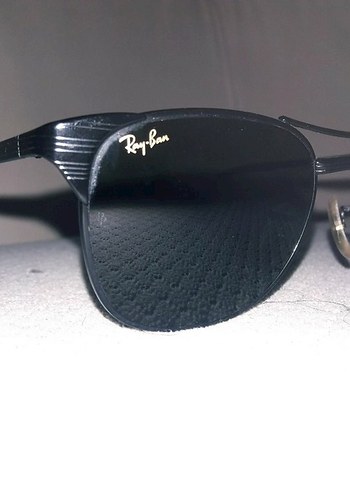 Ray Ban