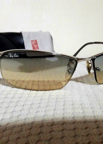 Ray Ban