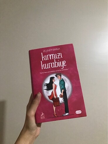 kırmızı kurabiye