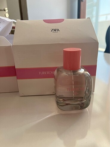 Zara tuberose parfüm 90 ml