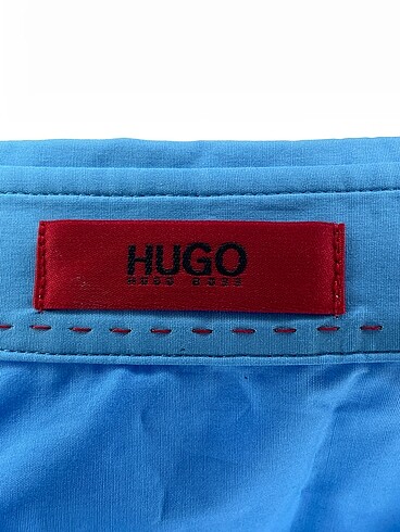36 Beden mavi Renk Hugo Boss Gömlek %70 İndirimli.