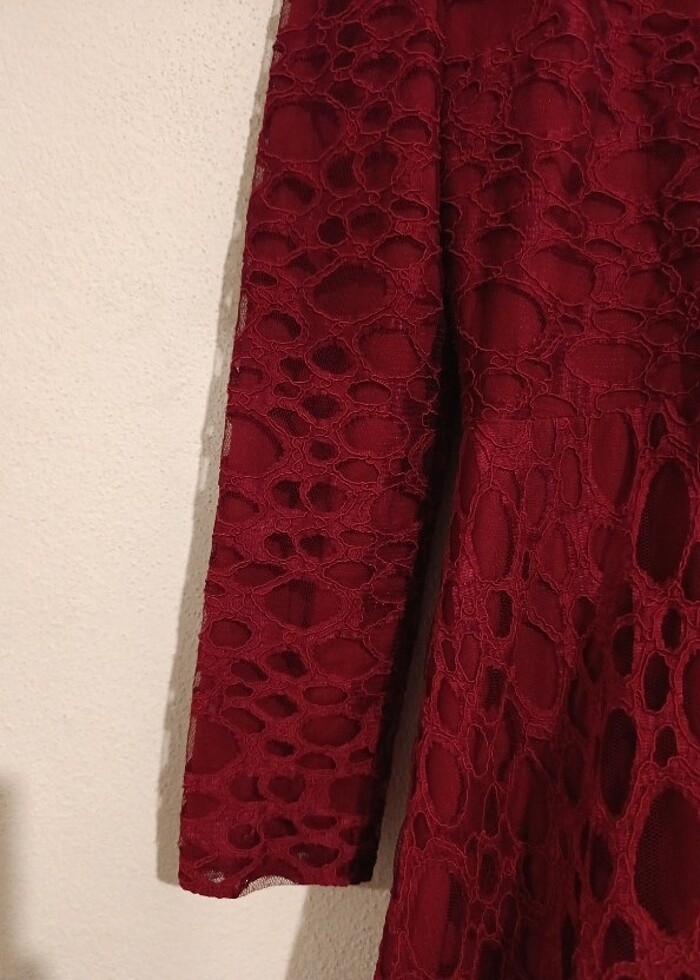 Bordo tüllü elbise - Görsel 3