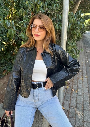m Beden Siyah Parlak Yılan Desenli Deri Ceket
