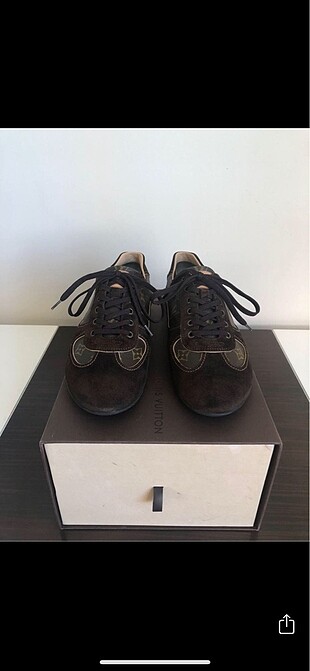 Louis Vuitton Sneaker