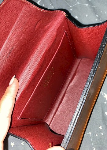 Beden orijinal gucci Zincir Detaylı Kahverengi Deri Yılan Desenli Çant
