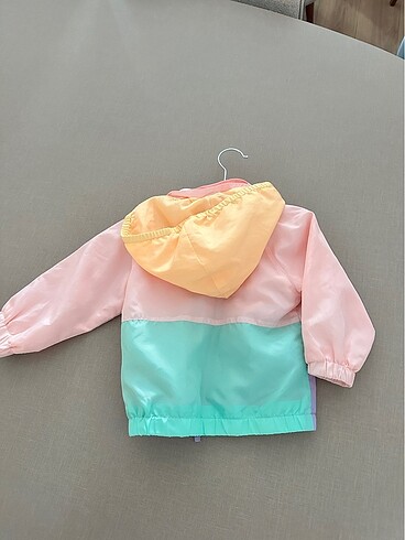 H&M HM kız bebek yağmurluk