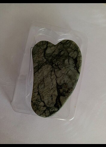 Diğer müjgan gua sha masaj taşı