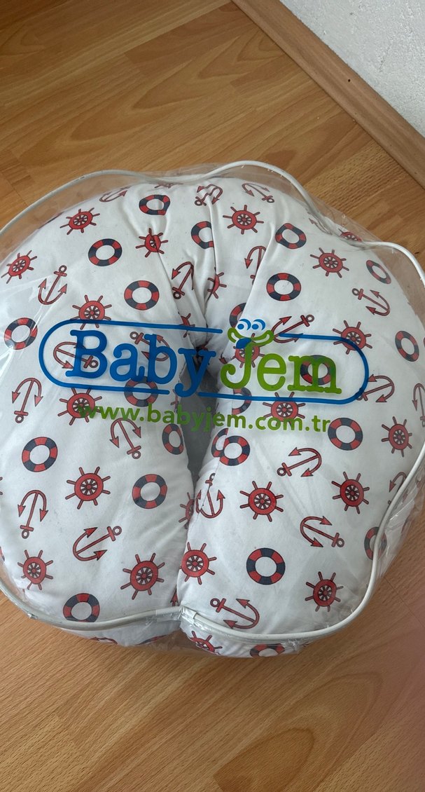Beyaz Desenli Renkli Emzirme ve Hamile Yastığı - Görsel 4