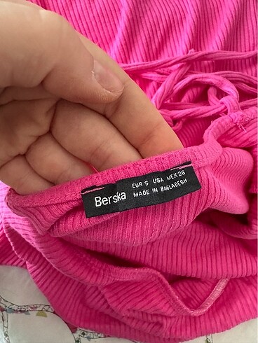 s Beden pembe Renk Bershka pembe elbise