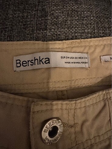 xs Beden Bershka Krem Rengi Pantolon