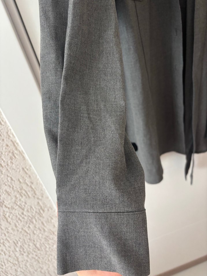 Gri Düğmeli Kadın Ofis Gömleği - Görsel 4