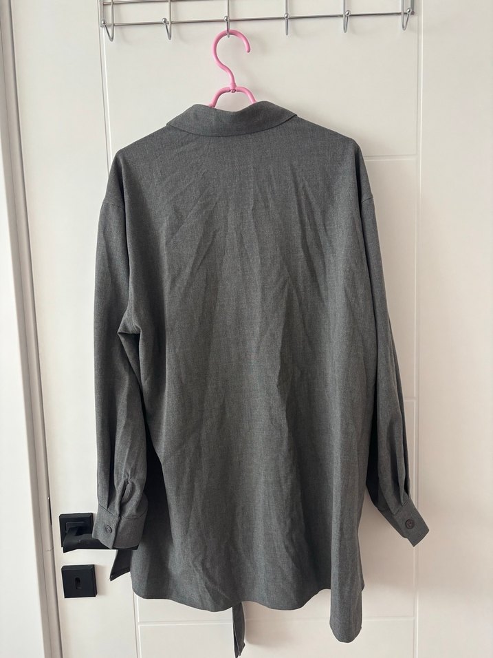 Gri Düğmeli Kadın Ofis Gömleği - Görsel 3