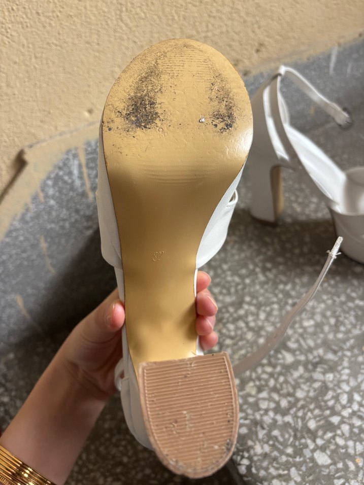 Beyaz Minimalist Stiletto Topuklu Kadın Ayakkabı - Görsel 3