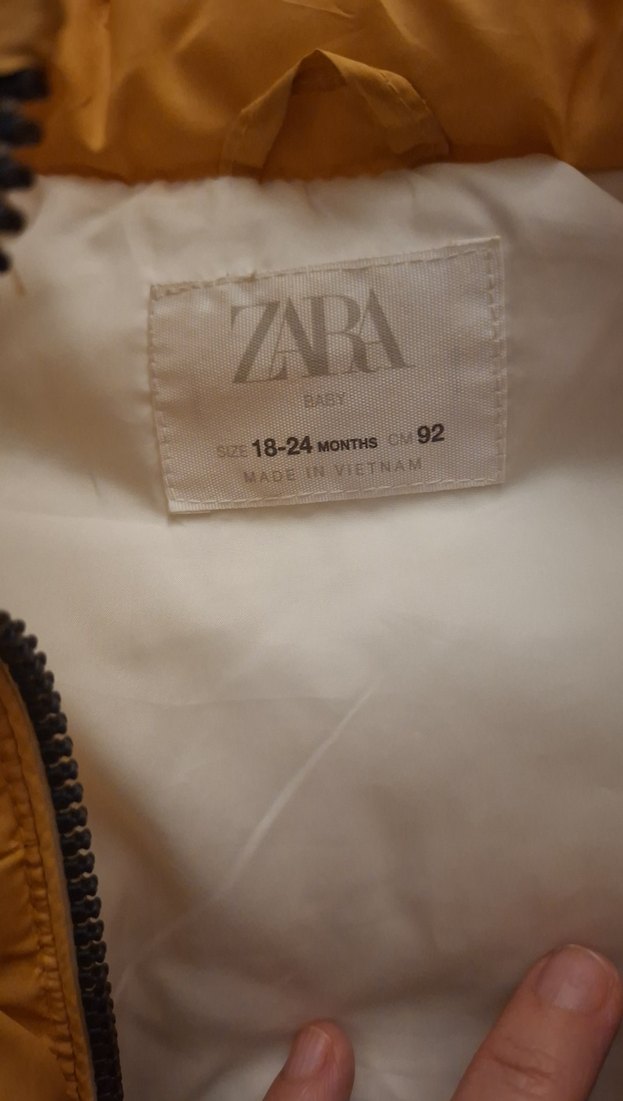 Sarı Kapüşonlu Erkek Çocuk Yelek - Görsel 2