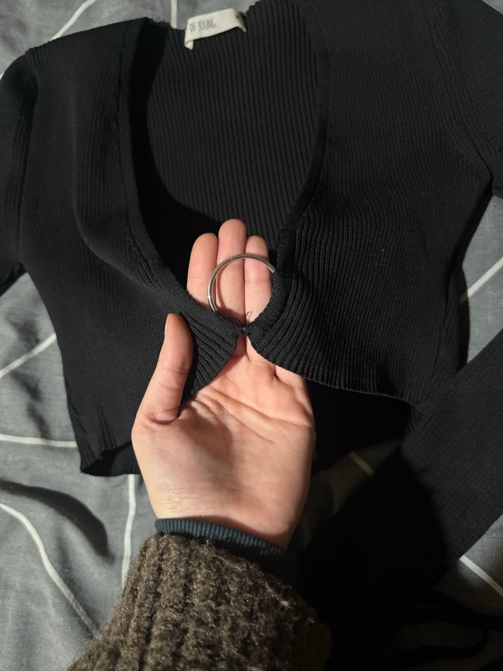 Siyah Triko Halter Yaka Kadın Bluz - Görsel 3