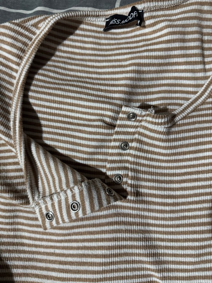 Bej Çizgili Kadın Uzun Kollu bluz - Görsel 2