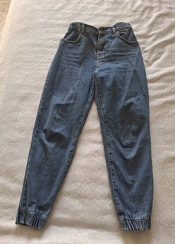 Lastikli mom jean