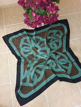 eşarp yurt dışı ürünü