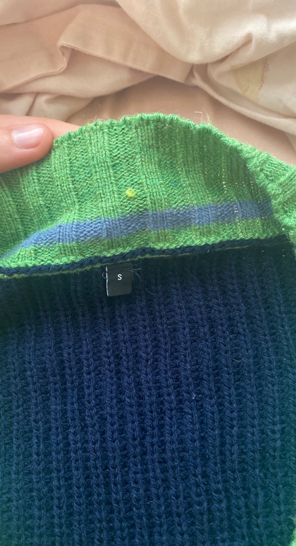 V Yaka Mavi Örgü Kadın Kazak - Görsel 2