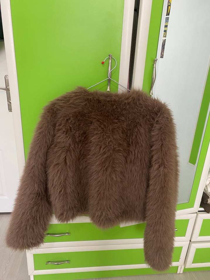 Kahverengi Kürk Detaylı Kadın Mont - Görsel 2