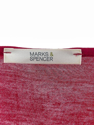 42 Beden kırmızı Renk Marks & Spencer Bluz %70 İndirimli.
