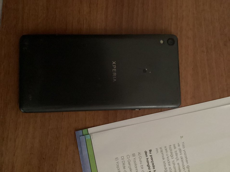 Sony Siyah Android Telefon - Görsel 3