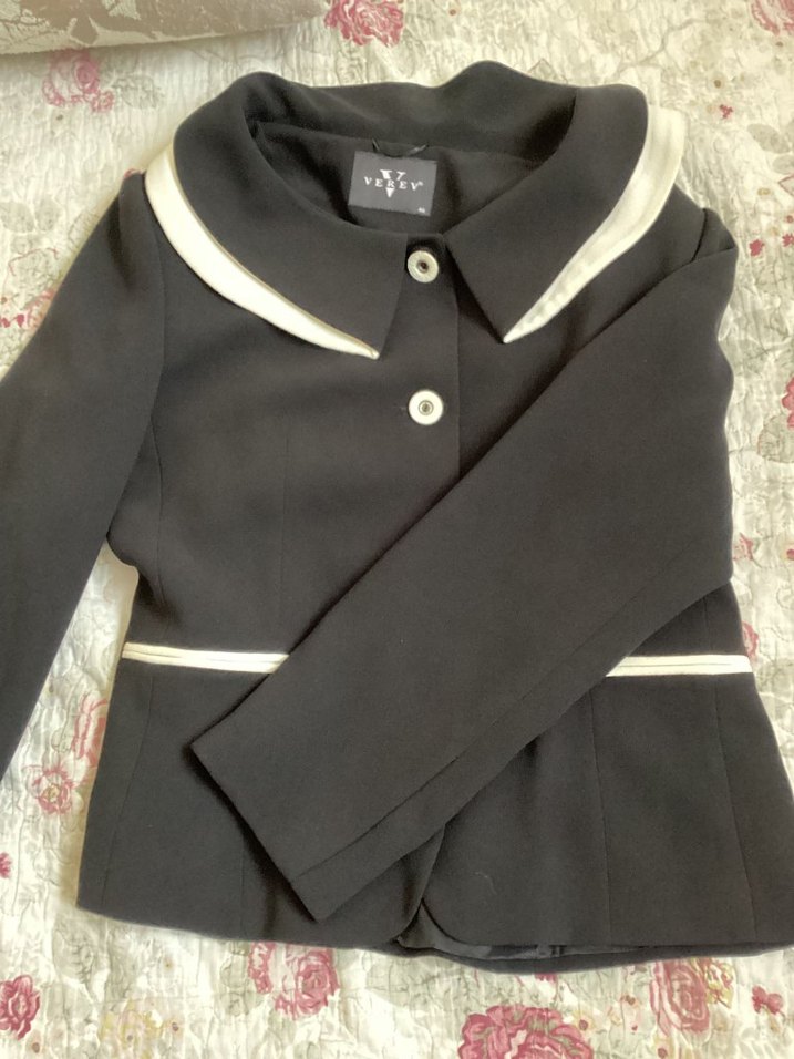 Kadın Siyah Düğmeli Ceket - Görsel 2