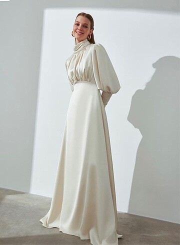 House Of Zarif Model Elbise