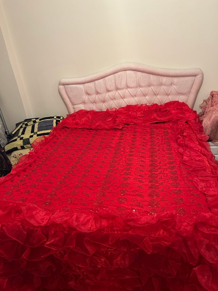 Nakışlı Kırmızı Renkli Çift Kişilik Yatak Örtüsü - Görsel 2