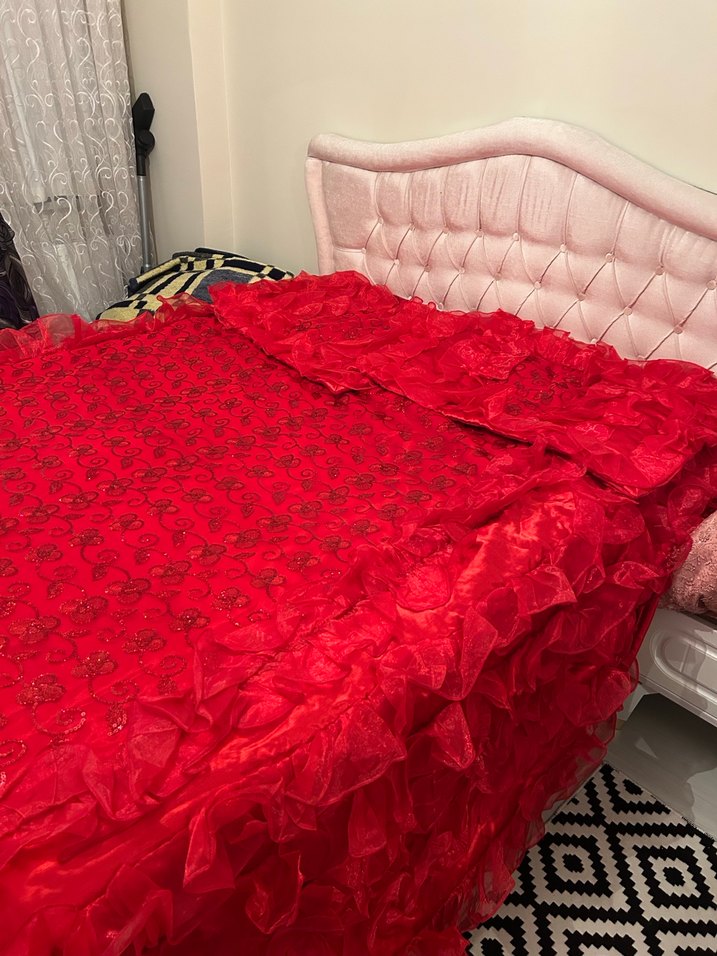 Nakışlı Kırmızı Renkli Çift Kişilik Yatak Örtüsü - Görsel 3