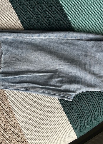 Mavi dizi yırtık  Salaş Kadın Kot Pantolon - Görsel 3