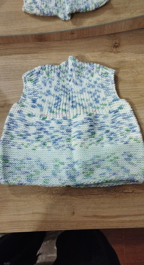 Erkek Çocuk Örgü Mavi Yelek el emeği - Görsel 2