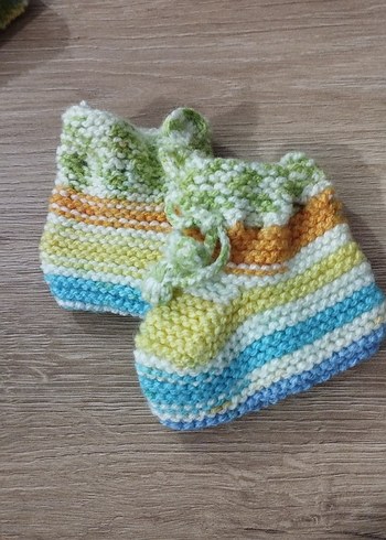 Bebek Renkli Örgü Atkı ve Patik Seti - Görsel 2
