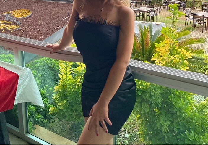 Doğum günü elbisem sadece 1 kere giyildi