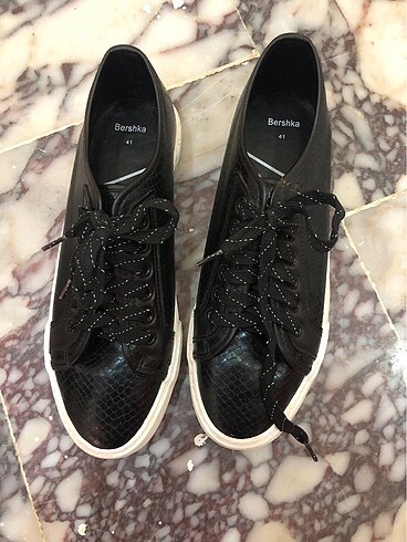 Bershka ayakkabı