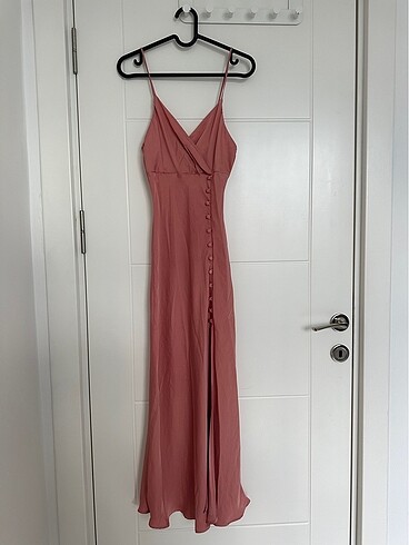 xs Beden Zara Askılı saten şık elbise