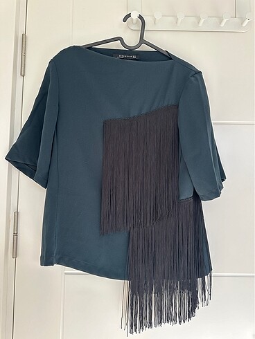 Zara püsküllü bluz