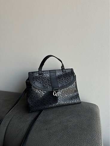 Orjinal guess canta