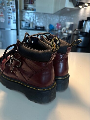 37 Beden bordo Renk Dr martens vegan