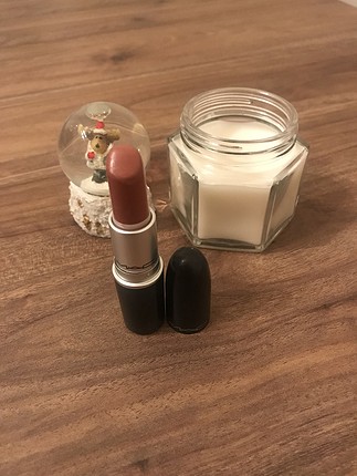 MAC Mac Mocha ruj