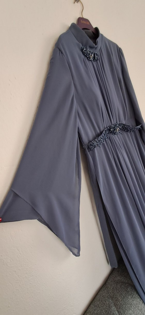 Gri Drapeli Uzun Abiye Elbise - Görsel 3