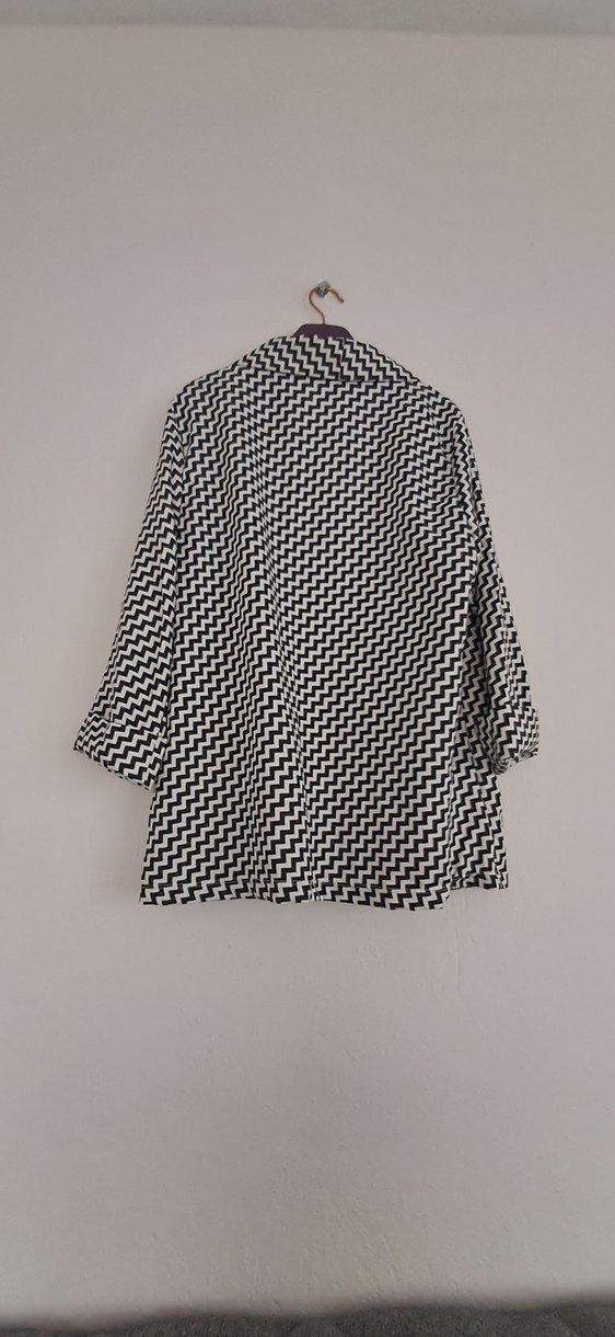 Zebra Desenli Gri Pilili Kadın Kimono - Görsel 2