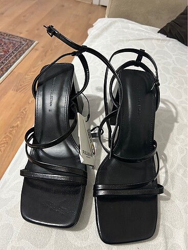 38 Beden siyah Renk Sıfır topuklu ayakkabı