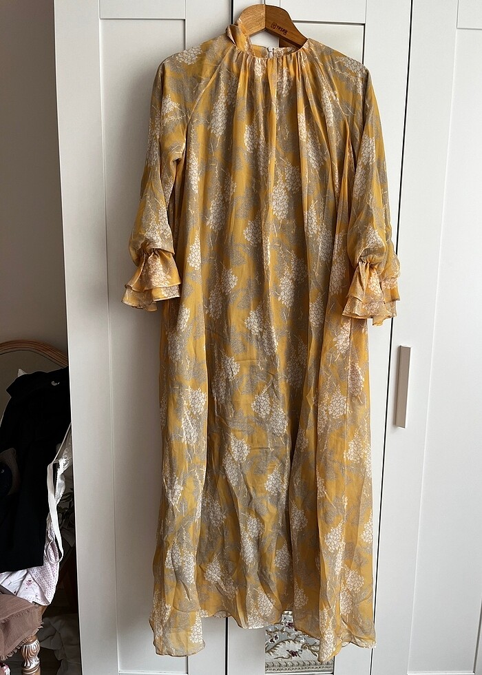 Kevser sarıoğlu özel gün elbisesi - Görsel 5